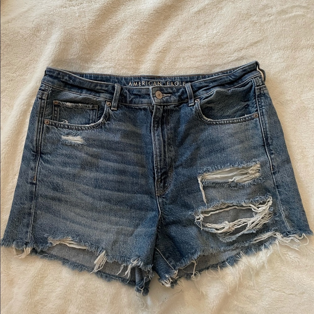American Eagle Tomgirl denim short High rise